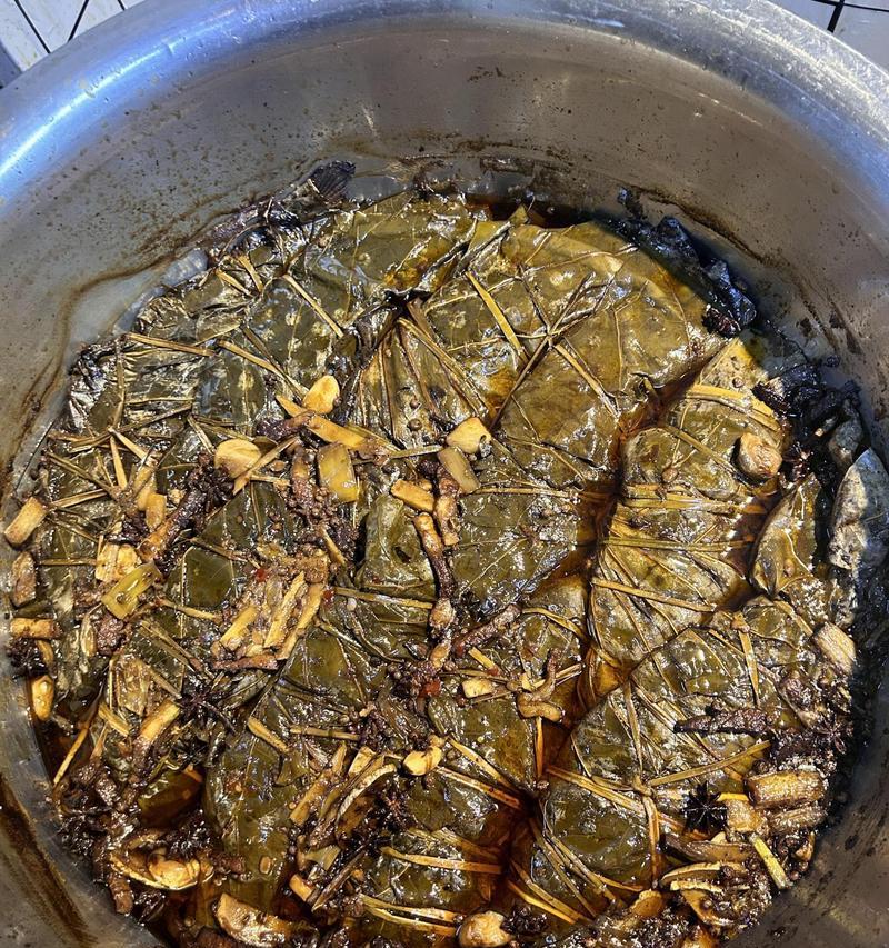 荷香酥鱼的荷叶是否安全食用？