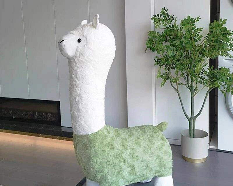 羊驼坐凳内部的塑料材质是什么？有何作用？