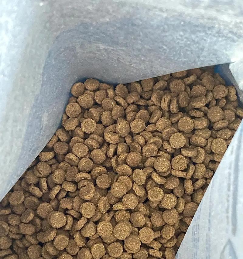 西瑞尔鲜肉猫粮的评价如何？