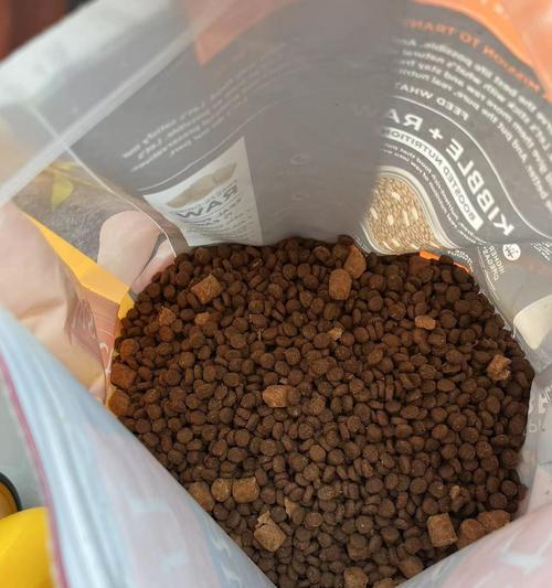 猫粮遇水会变质吗？变质猫粮有哪些危害？