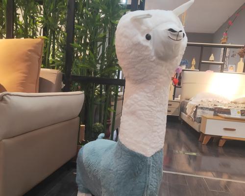 如何亲手制作羊驼玩具？