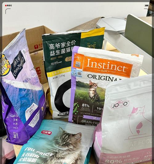 猫粮保存时间长的危害是什么？长期存放会变质吗？