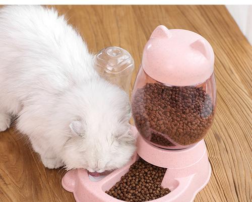 使用自动投喂猫粮机可能导致虐猫吗？如何正确使用以避免伤害？