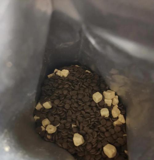 猫粮受潮后如何处理？受潮猫粮对猫咪有何影响？