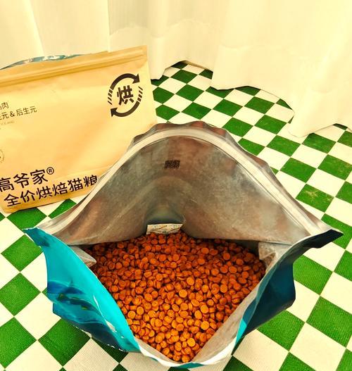 猫咪换粮后咳嗽正常吗？换猫粮引起咳嗽的原因是什么？